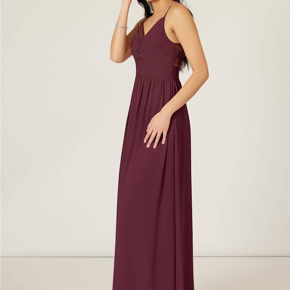 Womens formal dress - Picture 4 of 10